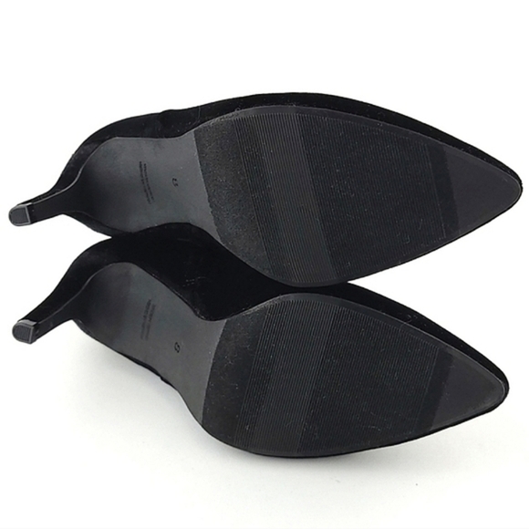 Old Navy Black Velvet  Heeled Ankle Boots Pointy Toe Side Zipper Size 8 - Picture 11 of 15